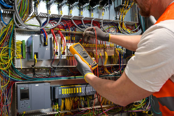 Best Circuit Breaker Repair  in Kerman, CA